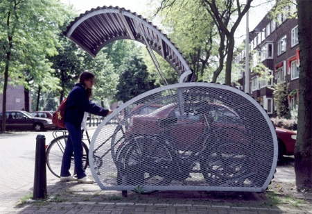 اضغط على الصورة لعرض أكبر. 

الإسم:	bikerack08.jpg 
مشاهدات:	1 
الحجم:	82.6 كيلوبايت 
الهوية:	847492