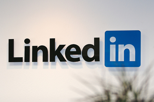 اضغط على الصورة لعرض أكبر. 

الإسم:	LinkedIn.jpg 
مشاهدات:	1 
الحجم:	58.9 كيلوبايت 
الهوية:	847609