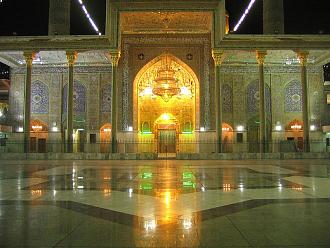 اضغط على الصورة لعرض أكبر. 

الإسم:	800px-Al-Khadhumain_shrine_in_baghdad.jpg 
مشاهدات:	407 
الحجم:	154.6 كيلوبايت 
الهوية:	919472