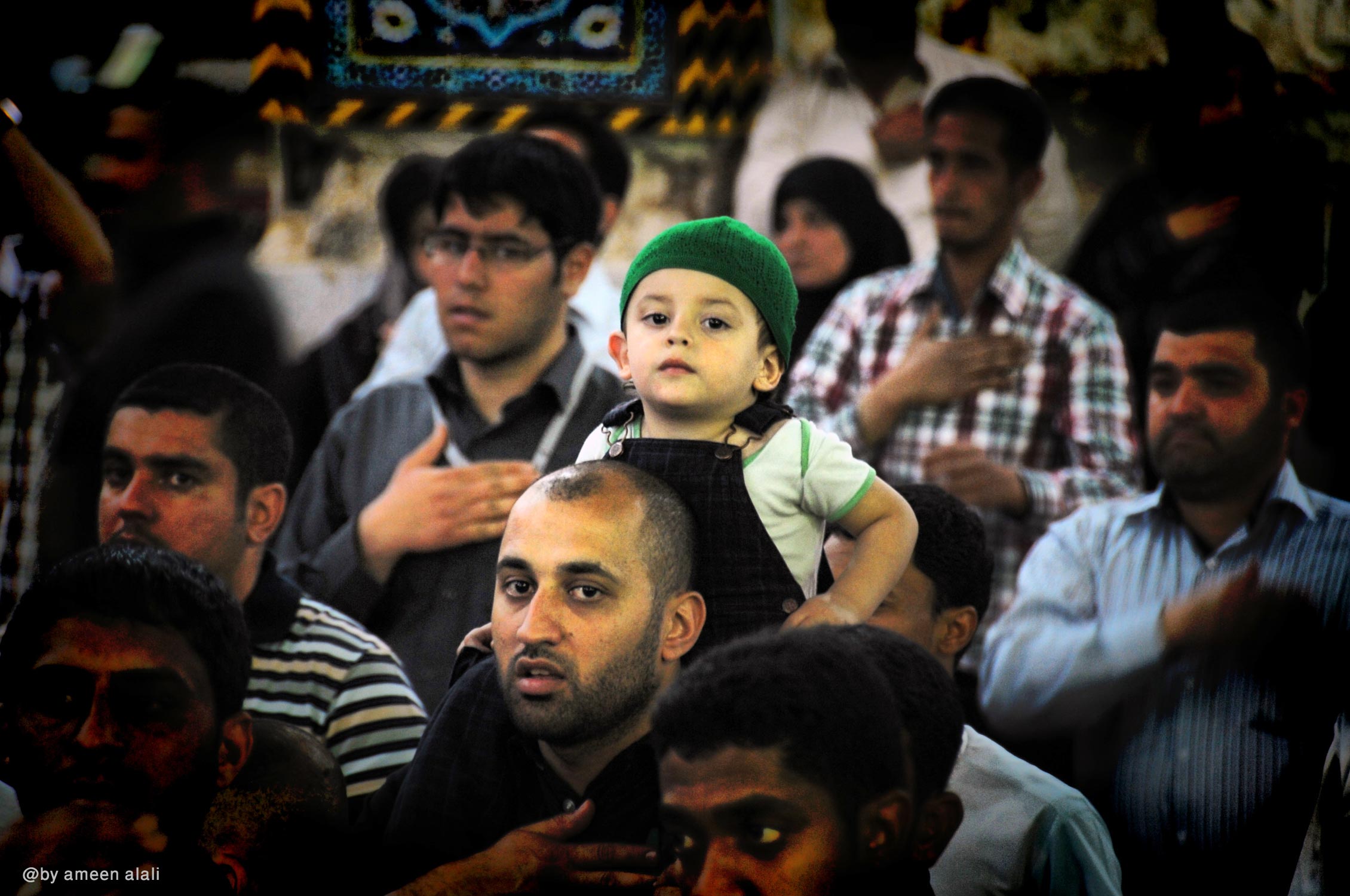 اضغط على الصورة لعرض أكبر.&nbsp;

الإسم:	Look-at-two.jpg&nbsp;
مشاهدات:	1&nbsp;
الحجم:	318.5 كيلوبايت&nbsp;
الهوية:	849091