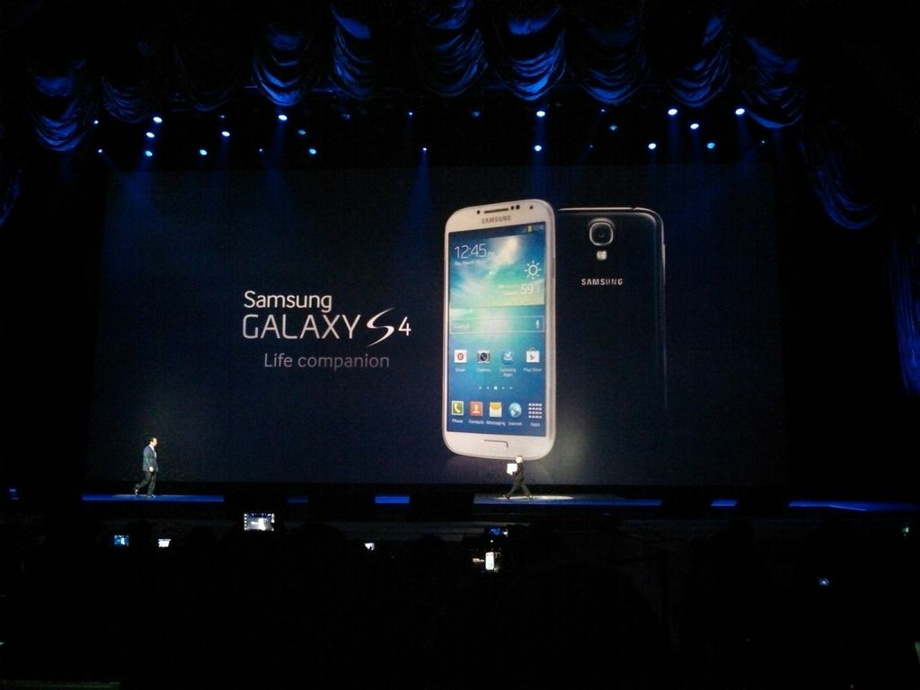 اضغط على الصورة لعرض أكبر.&nbsp;

الإسم:	samsung-unpacked-2013-galaxy-s4-announce.jpg&nbsp;
مشاهدات:	1&nbsp;
الحجم:	54.4 كيلوبايت&nbsp;
الهوية:	851369