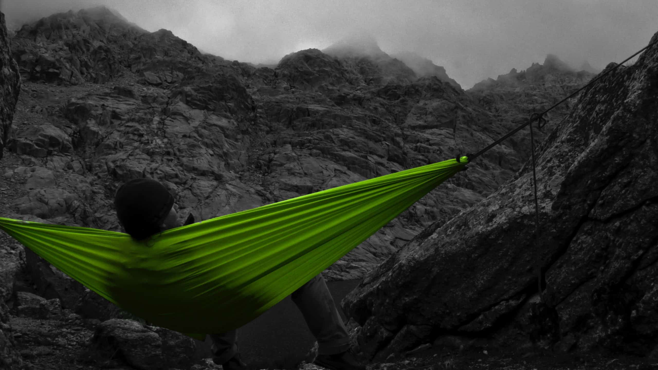 اضغط على الصورة لعرض أكبر.&nbsp;

الإسم:	black-and-white-fog-green-166158-scaled.jpg&nbsp;
مشاهدات:	73&nbsp;
الحجم:	368.0 كيلوبايت&nbsp;
الهوية:	1044048