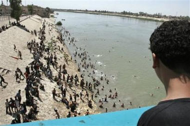 اضغط على الصورة لعرض أكبر.&nbsp;

الإسم:	1125604417.jpg&nbsp;
مشاهدات:	1&nbsp;
الحجم:	26.2 كيلوبايت&nbsp;
الهوية:	847598