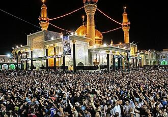 اضغط على الصورة لعرض أكبر.&nbsp;

الإسم:	Al-Kadhimiya_Mosque_3.jpg&nbsp;
مشاهدات:	656&nbsp;
الحجم:	200.4 كيلوبايت&nbsp;
الهوية:	919476
