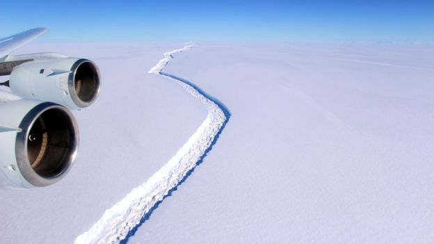 اضغط على الصورة لعرض أكبر.&nbsp;

الإسم:	انفصال جبل جليدي عملاق عن القارة القطبية الجنوبية.jpg&nbsp;
مشاهدات:	1&nbsp;
الحجم:	17.3 كيلوبايت&nbsp;
الهوية:	860785
