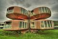 اضغط على الصورة لعرض أكبر. 

الإسم:	21-theufohouse-thumb.jpg 
مشاهدات:	1982 
الحجم:	89.7 كيلوبايت 
الهوية:	844268